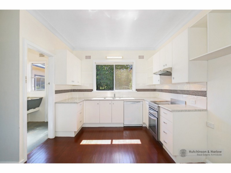 3 Kent Avenue, Armidale NSW 2350