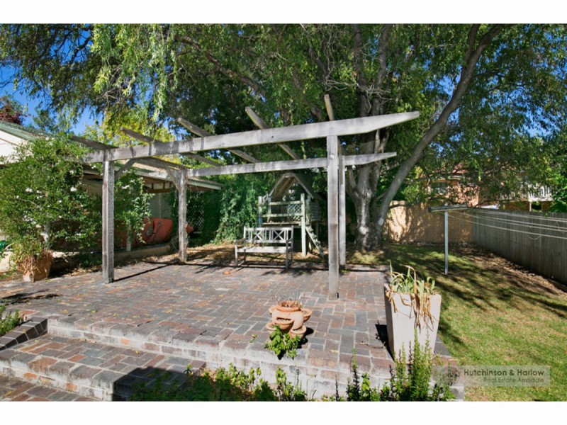 6 Reginald Avenue, Armidale NSW 2350