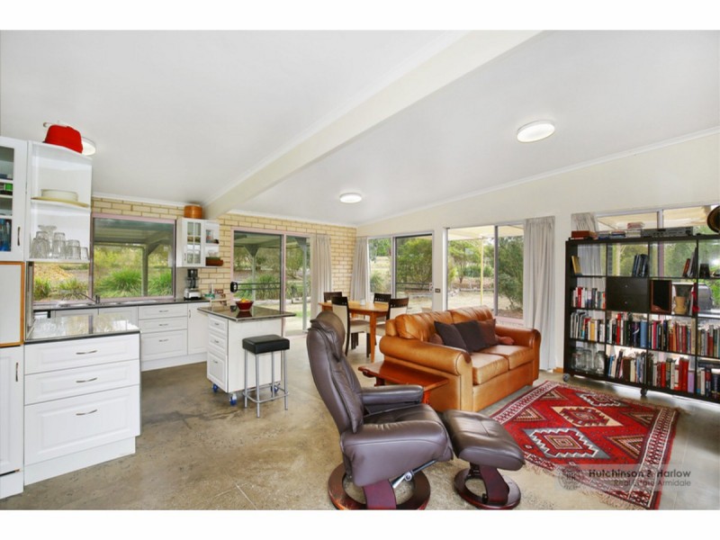 11 Old Gostwyck Road, Armidale NSW 2350