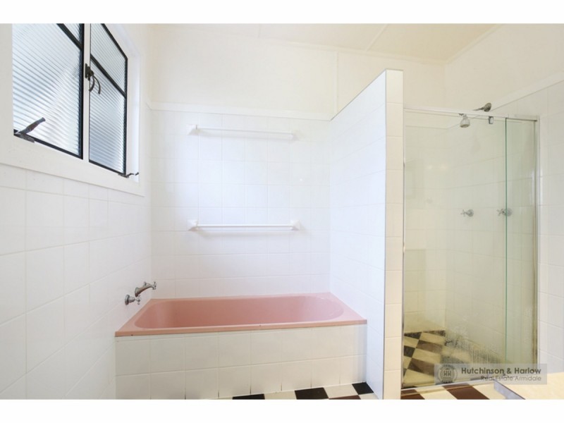 6 Millie Street, Armidale NSW 2350