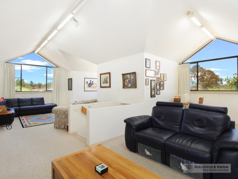 23 Laurence Avenue, Armidale NSW 2350