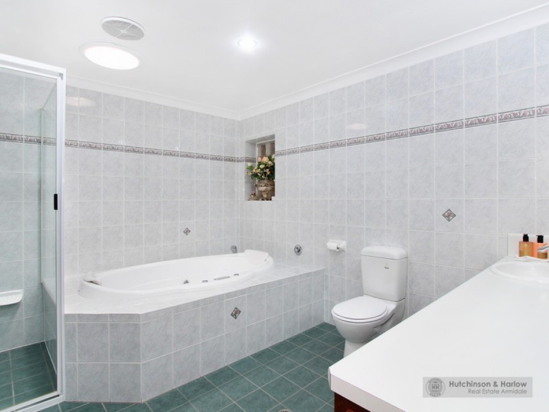 23 Laurence Avenue, Armidale NSW 2350