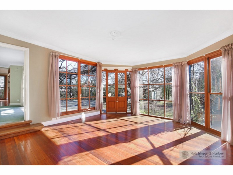 193 Mann Street, Armidale NSW 2350