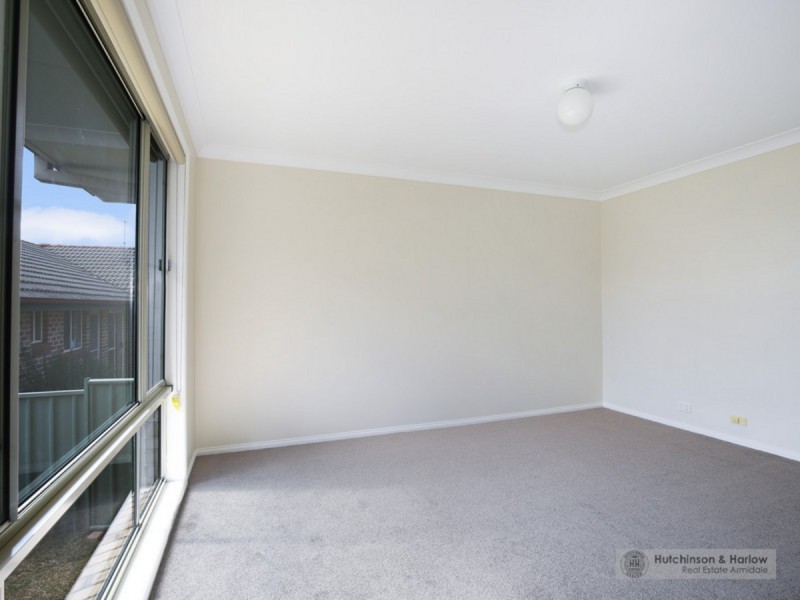8 Fiona Place, Armidale NSW 2350