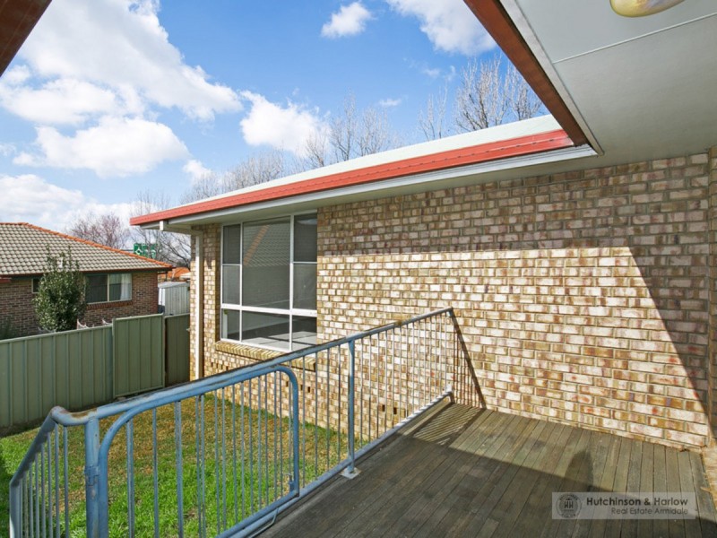 8 Fiona Place, Armidale NSW 2350