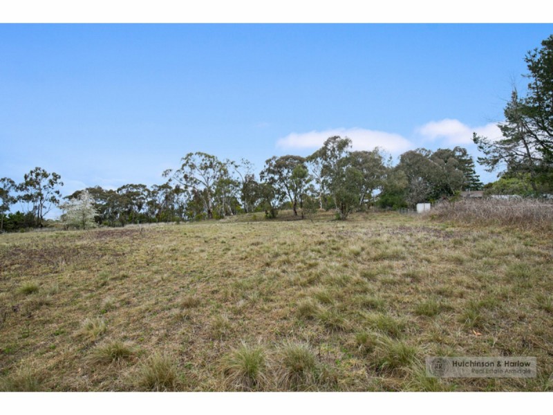 26 Hillview Road, Armidale NSW 2350