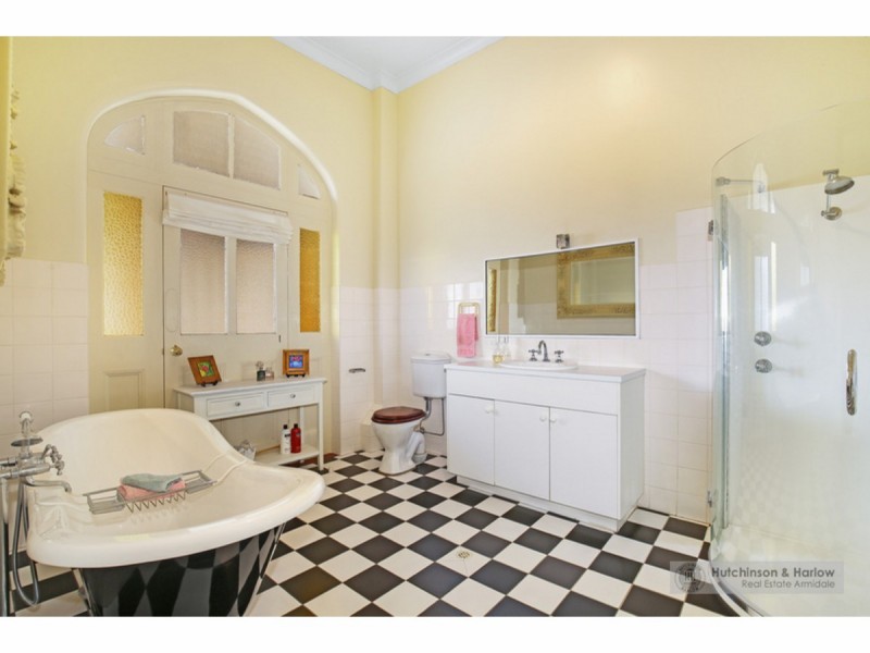 2/20 The Boulevarde, Armidale NSW 2350