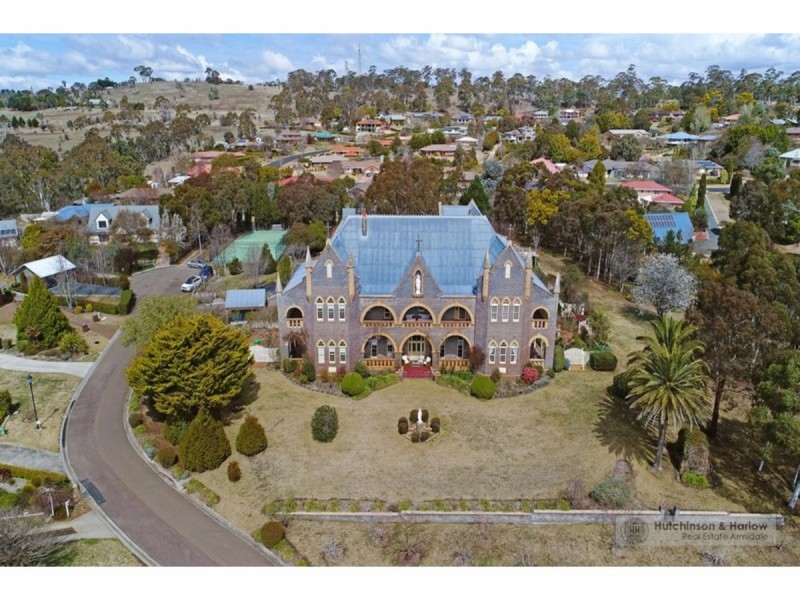 2/20 The Boulevarde, Armidale NSW 2350