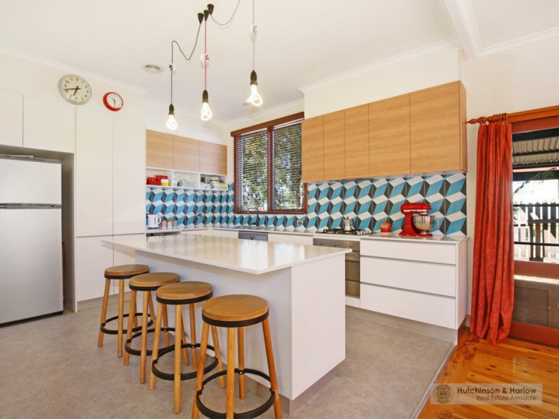 24 Dangar Street, Armidale NSW 2350