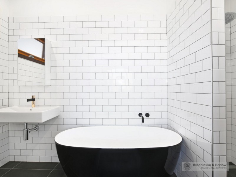 24 Dangar Street, Armidale NSW 2350