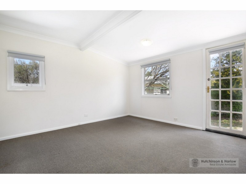 6 Taylor Street, Armidale NSW 2350