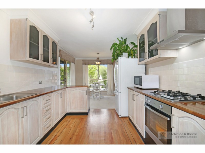 4 Finlayson Close, Armidale NSW 2350