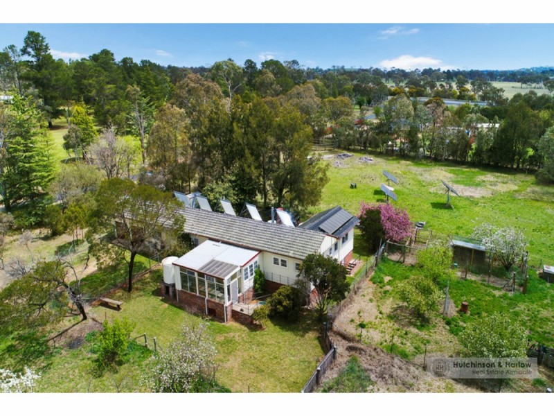 1 Golf Links Road, Armidale NSW 2350
