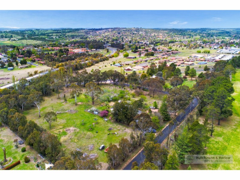 1 Golf Links Road, Armidale NSW 2350