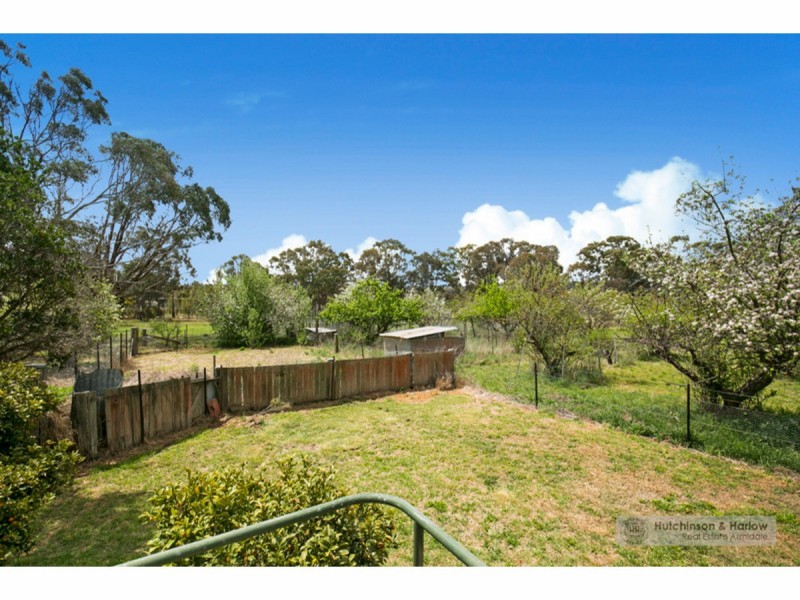 1 Golf Links Road, Armidale NSW 2350