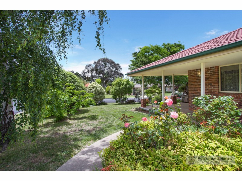 1 Erin Court, Armidale NSW 2350