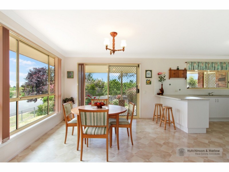 1 Erin Court, Armidale NSW 2350