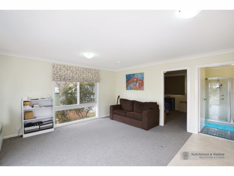 6 Millie Street, Armidale NSW 2350