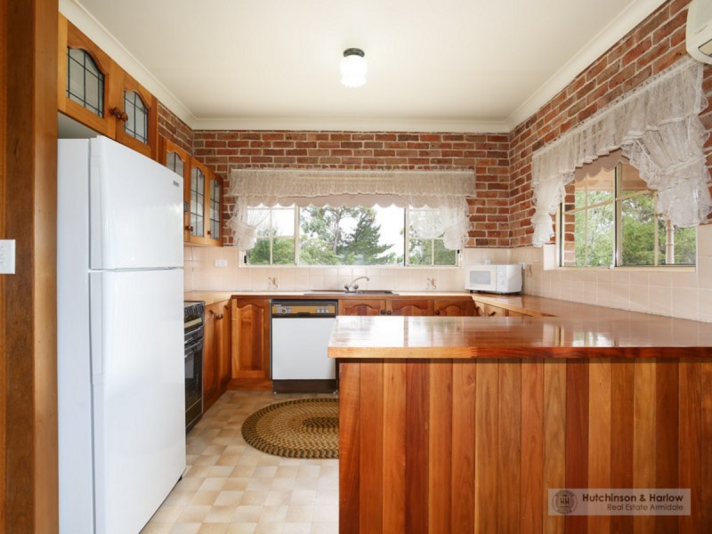 1 Cotterell Place, Armidale NSW 2350