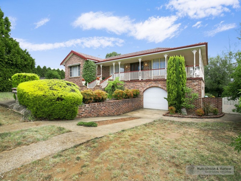 1 Cotterell Place, Armidale NSW 2350