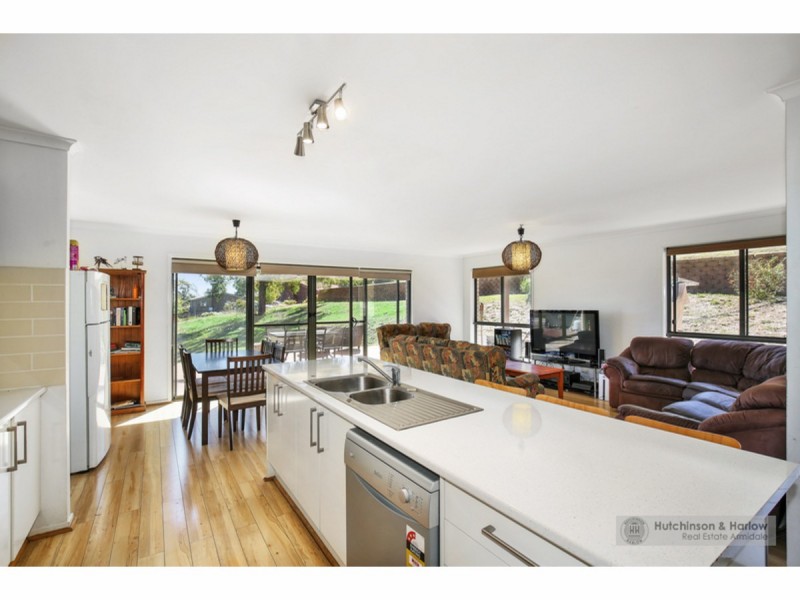 20-22 Birch Crescent, Armidale NSW 2350