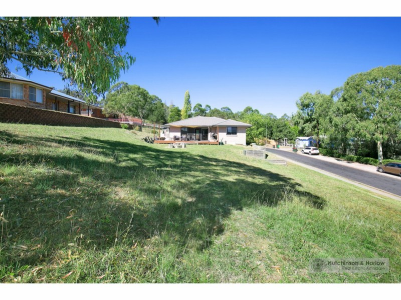 20-22 Birch Crescent, Armidale NSW 2350