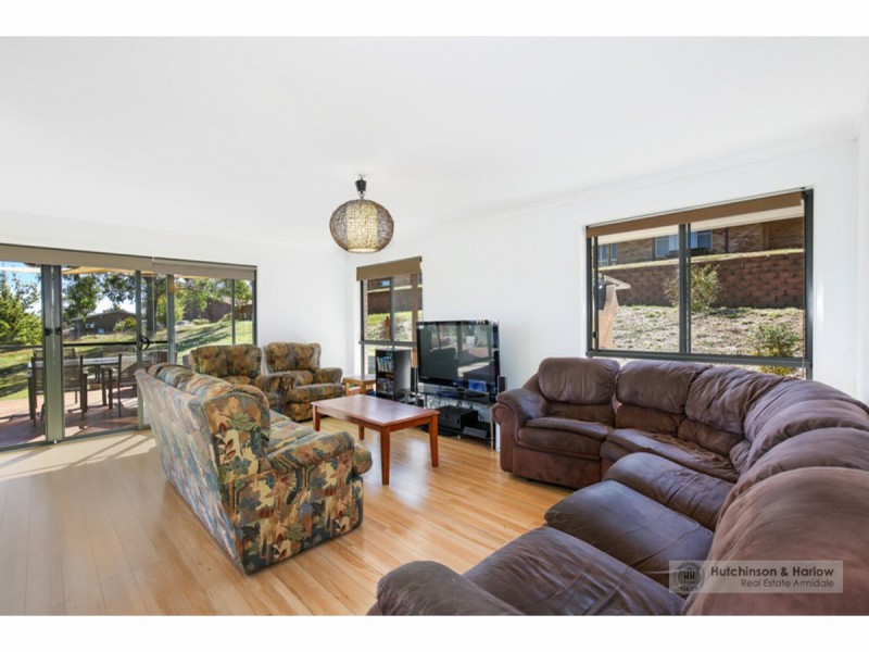 20-22 Birch Crescent, Armidale NSW 2350