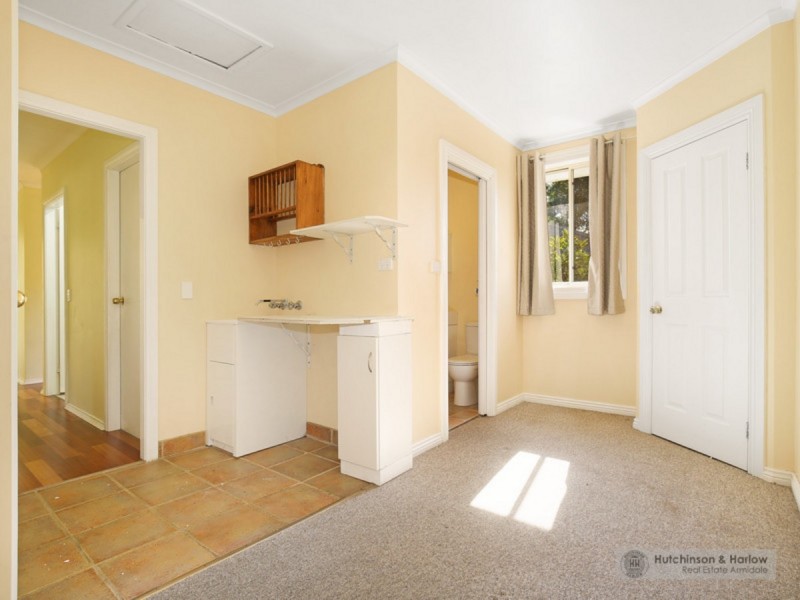 1/1 Crest Road, Armidale NSW 2350