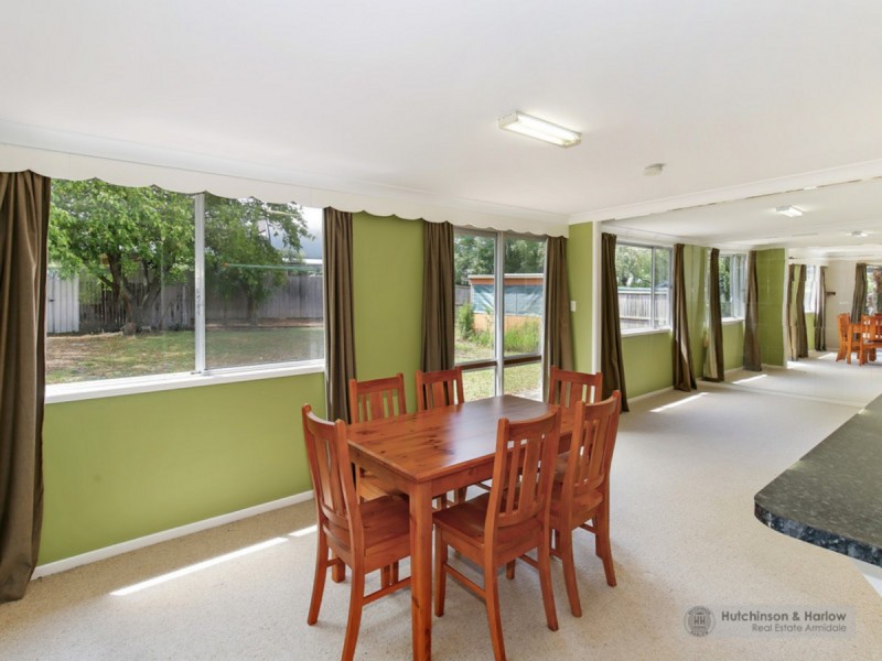 61 Douglas Street, Armidale NSW 2350