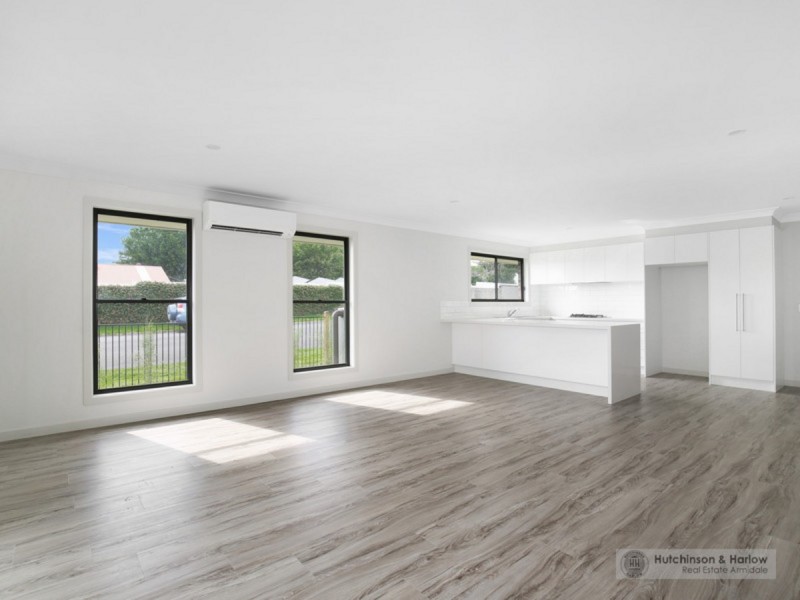 1, 2 & 3/132 Douglas Street, Armidale NSW 2350