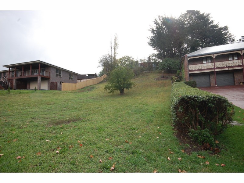 10 Napier Court, Armidale NSW 2350