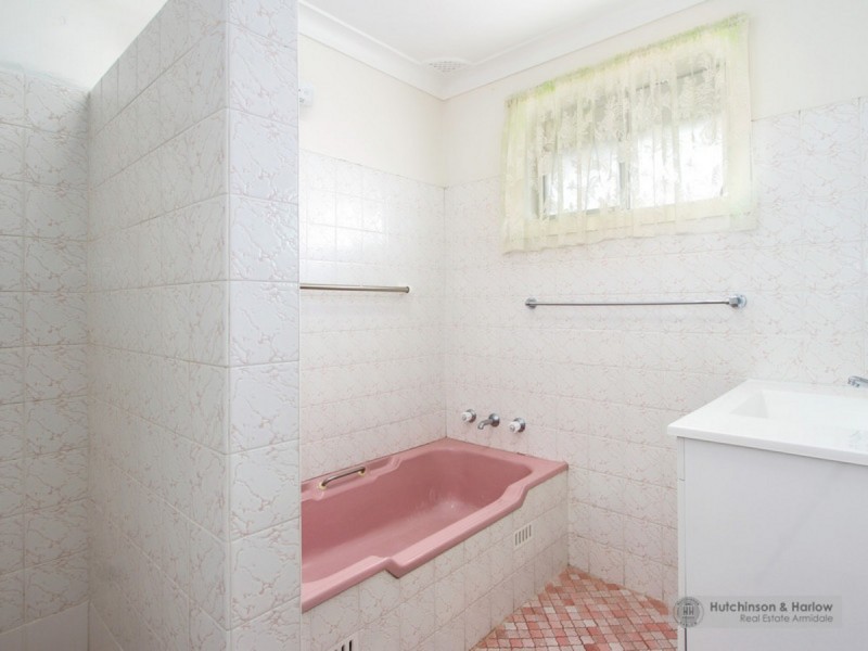 19 Hargrave Street, Armidale NSW 2350