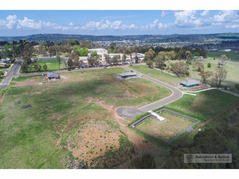 21/31 Sunrise Crescent, Armidale NSW 2350