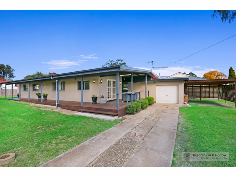 198 Chapel Street, Armidale NSW 2350