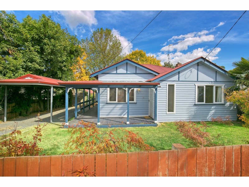 90 Donnelly Street, Armidale NSW 2350