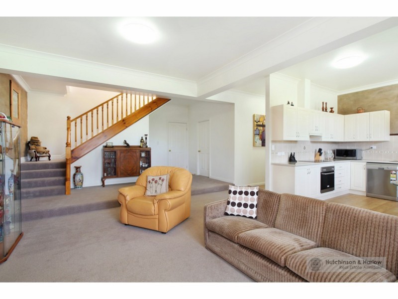 2 Everett Street, Uralla NSW 2358