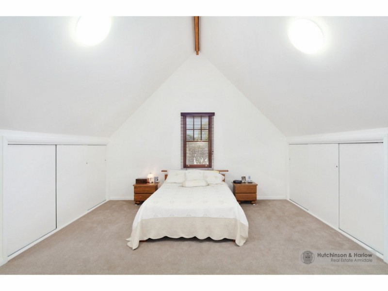 2 Everett Street, Uralla NSW 2358