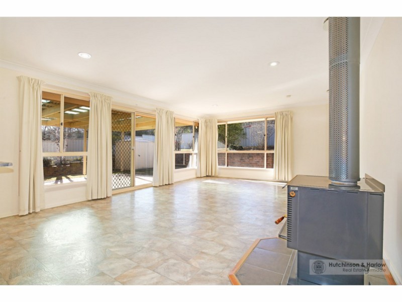 13 Williams Place, Armidale NSW 2350