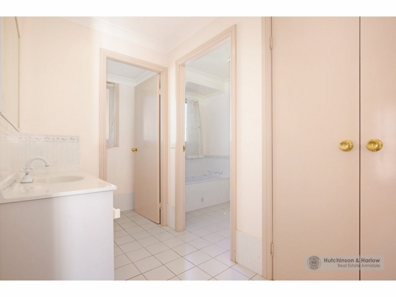 13 Williams Place, Armidale NSW 2350