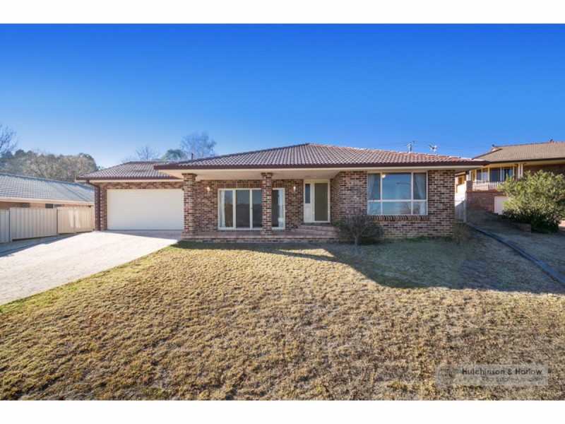 13 Williams Place, Armidale NSW 2350