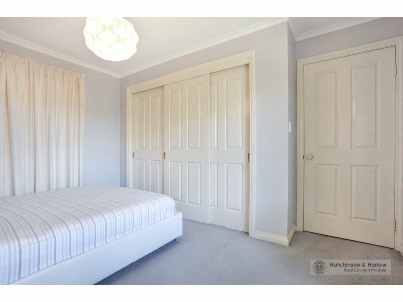 2/7 Quin Avenue, Armidale NSW 2350