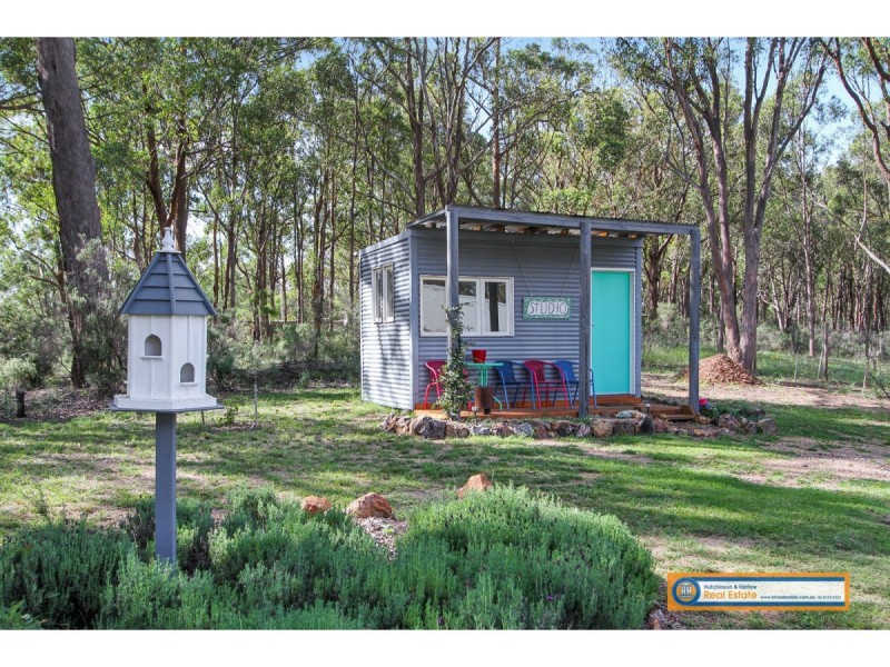 69 Kendall Road, Armidale NSW 2350
