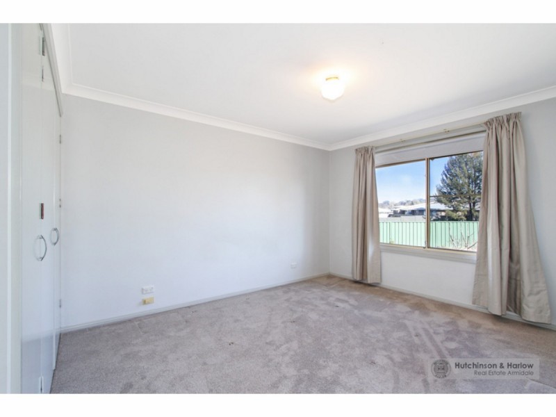 1 Ishbell Drive, Armidale NSW 2350
