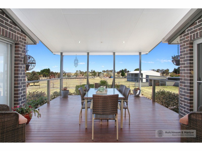 8 Welbourn Place, Armidale NSW 2350