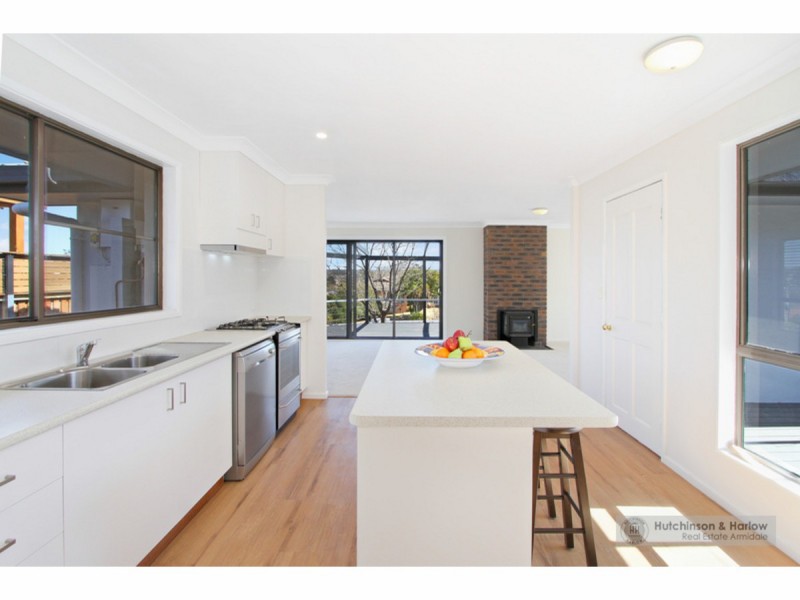 7 Hughes Place, Armidale NSW 2350