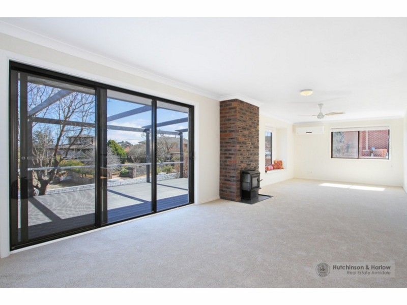 7 Hughes Place, Armidale NSW 2350