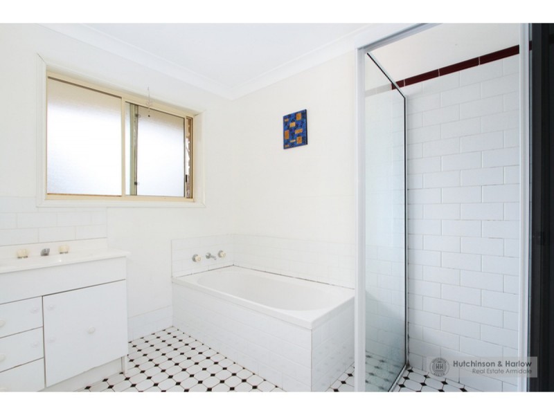 64 Ash Tree Drive, Armidale NSW 2350