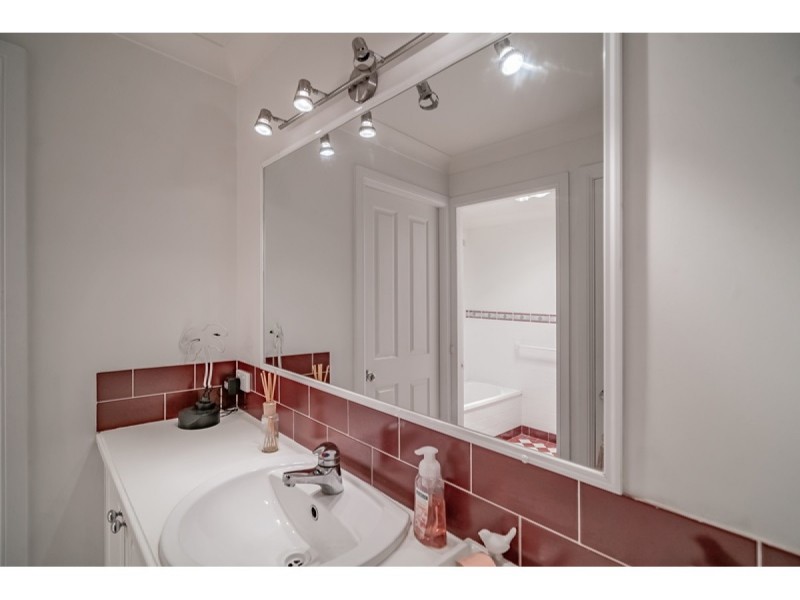 14 Donegal Terrace, Armidale NSW 2350