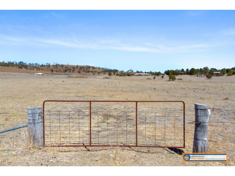 501 Boorolong Road, Armidale NSW 2350