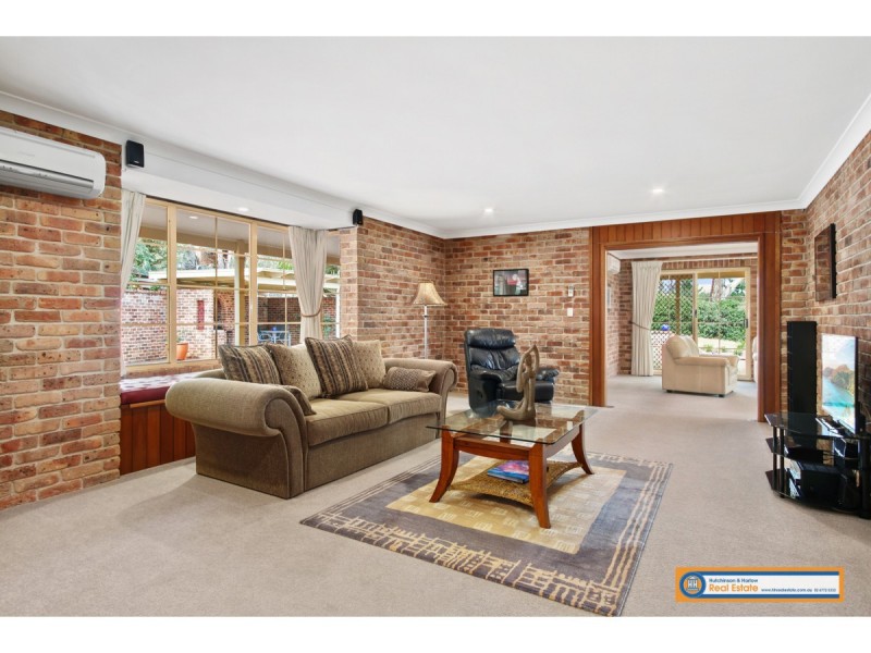 33 Bishop Crescent, Armidale NSW 2350